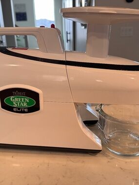 Greenstar Elite Jumbo Twin Gear Slow Masticating Juicer